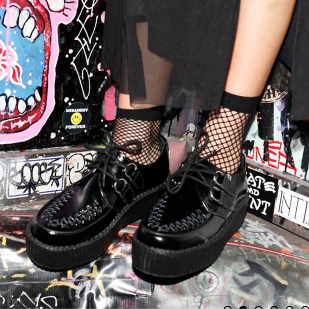 TUK Mondo Creeper Black Leather Platform EUC In Box - Mens size 6/ women size 8